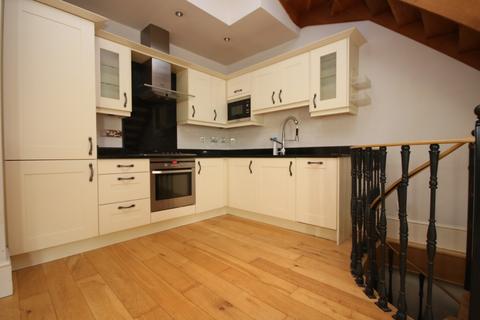 undefined, West Hill Court, Henley-On-Thames RG9