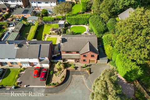 5 bedroom detached house for sale, Rowan Grove, Chorley PR6