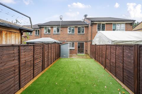 3 bedroom terraced house for sale, Bennetts Close, Streatham Vale CR4