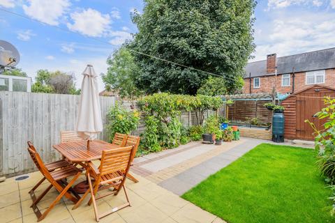 27 Bordesley Road, Morden, SM4 5LW