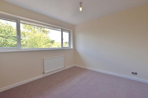 4 bedroom semi-detached house to rent, Hereward Way, Essex CM7