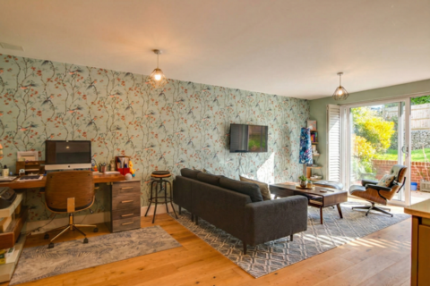 2 bedroom apartment to rent, Lees Close, Dunmow CM6
