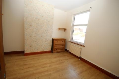 2 bedroom apartment to rent, Westgate, Cleveland TS14