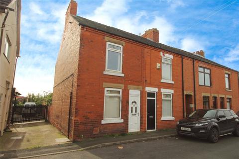 2 bedroom end of terrace house to rent, Queen Street, Doncaster DN8