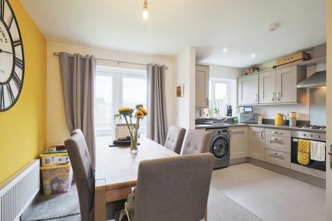 7 Johnstone Close, Oldham, OL1 2QE