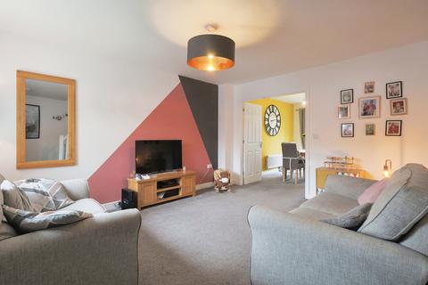 7 Johnstone Close, Oldham, OL1 2QE