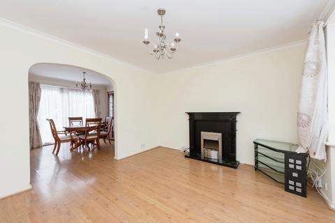 4 Rookeries Close, Feltham, TW13 7BG