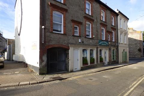 2 bedroom flat to rent, 4 East Hill, St Austell , St Austell