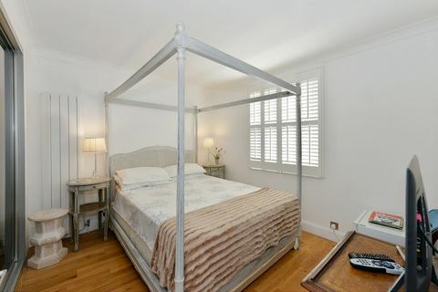 2 bedroom property to rent, Richards Place, Chelsea, SW3