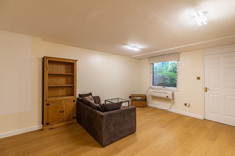 2 bedroom apartment to rent, Vauxhall Bridge Road, Pimlico, SW1V