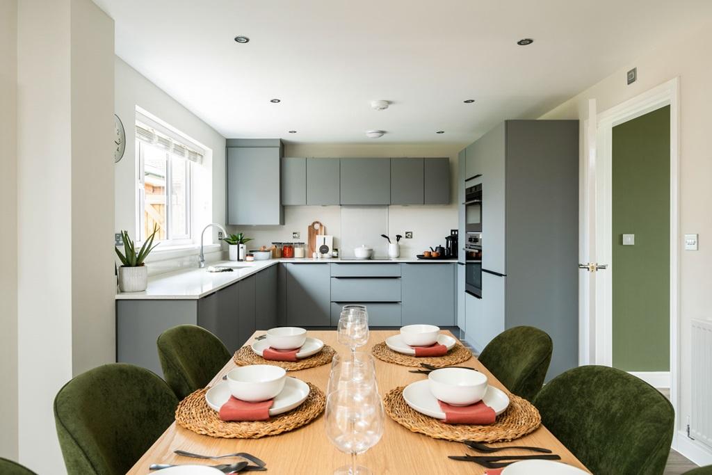 A bright &amp; airy open plan kitchen/diner