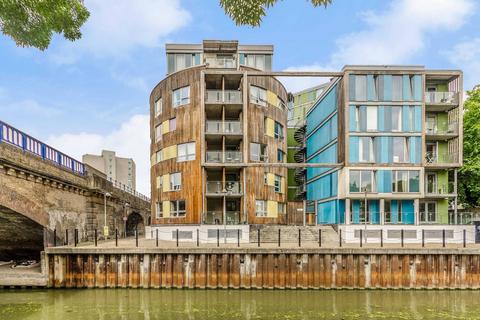 2 bedroom flat for sale, Wharf Lane, Limehouse, London, E14