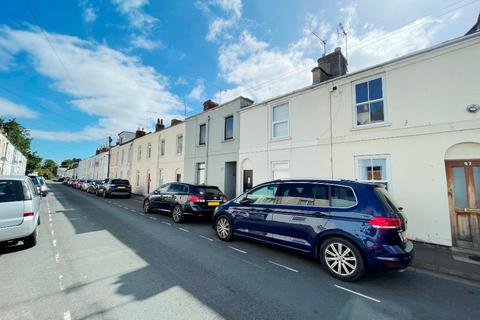 2 bedroom terraced house to rent, Brunswick Street, Cheltenham GL50