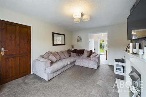 11 Shipton Drive, Uttoxeter, ST14 7NJ