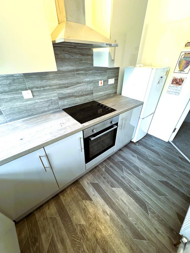 Apartment in London, Beckton - View 3