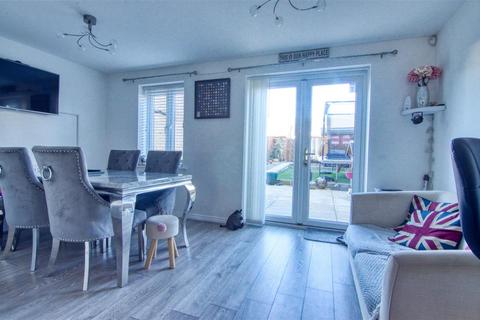 3 bedroom end of terrace house for sale, Colchester CO2