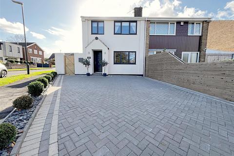 Mill View, Waltham, Grimsby, N.E. Lincs, DN37 OHT