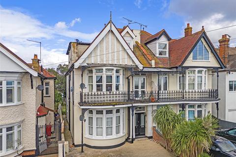 2 bedroom apartment for sale, Gloucester Terrace, Thorpe Bay, Essex, SS1