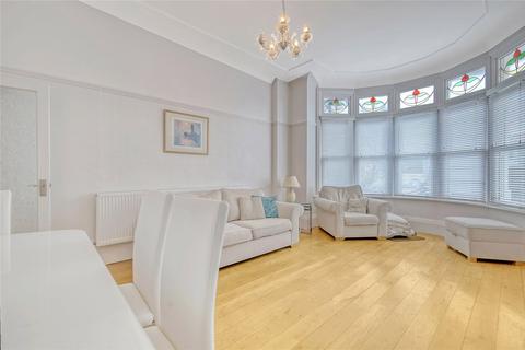 2 bedroom apartment for sale, Gloucester Terrace, Thorpe Bay, Essex, SS1