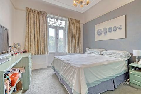12a Gloucester Terrace, Southend-on-sea, SS1 3AZ
