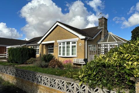 2 bedroom detached bungalow to rent, Tothby Lane, Alford LN13