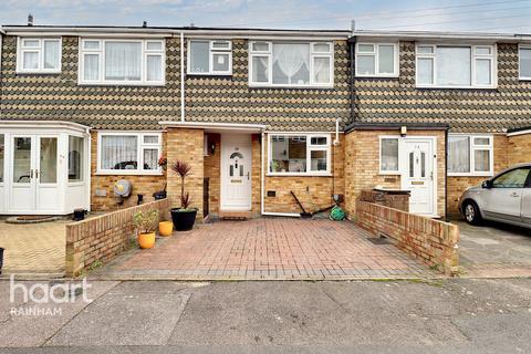 36 Blake Close, Rainham, RM13 8BE