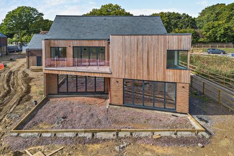 5 bedroom detached house for sale, Caldicotts Lane, Lower Dicker, East Sussex