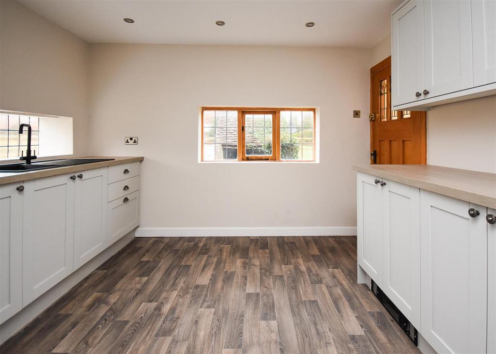 Croft Cottage - Kitchen.jpg