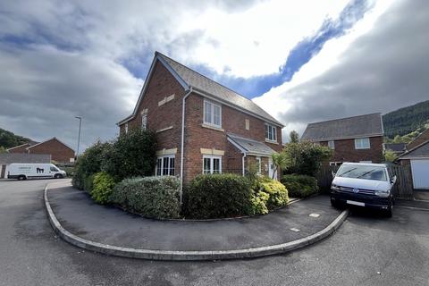 4 bedroom detached house for sale, Cordell Close, Llanfoist, Abergavenny, NP7