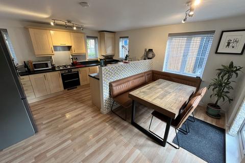 undefined, Cordell Close, Llanfoist, Abergavenny, NP7