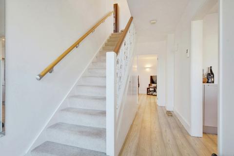 4 bedroom detached house for sale, Badgers Way, Benfleet, SS7