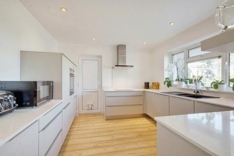 38 Badgers Way, Benfleet, SS7 1TR
