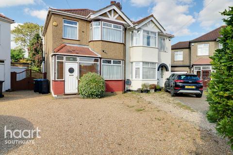 3 bedroom semi-detached house for sale, Buckingham Close, London