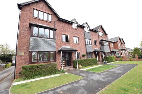 2 bedroom apartment for sale, The Gables, North Park Avenue, Roundhay, Leeds