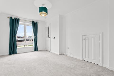 2 bedroom end of terrace house for sale, Mossend Crescent, West Calder, West Lothian, EH55 8RY