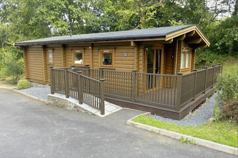 3 bedroom chalet for sale, Pine Cone Lodge, Penlan Holiday Park, Cenarth