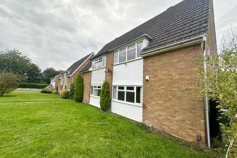 2 bedroom semi-detached house to rent, Blackwater Close, Brierley Hill