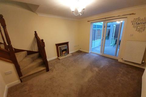 2 bedroom terraced house to rent, Beecher Place, Halesowen, West Midlands