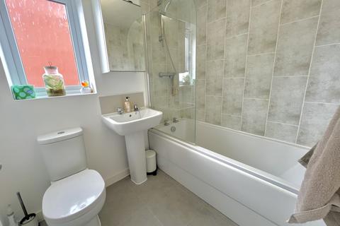 118 Bellona Drive, Peterborough, PE2 8FU