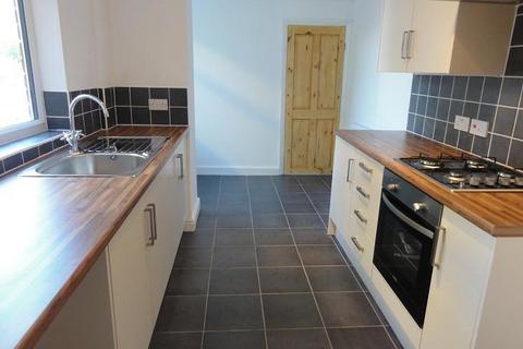 2 bedroom terraced house for sale, Moore Street, Kingsley