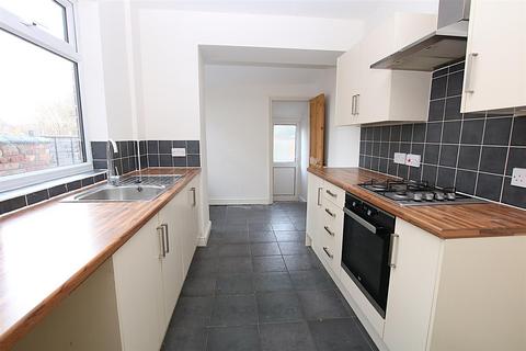 2 bedroom terraced house for sale, Moore Street, Kingsley