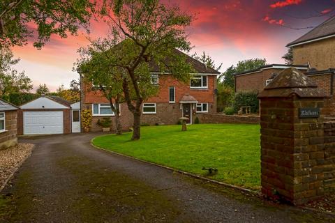 4 bedroom detached house for sale, Honeysuckle Lane, Worthing BN13