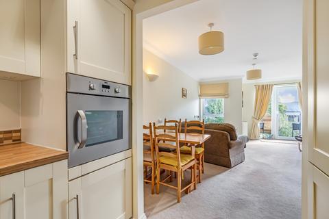 2 bedroom retirement property for sale, Valley Drive, Ilkley, West Yorkshire, LS29