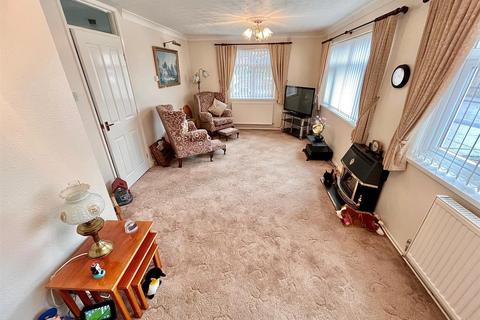 3 bedroom detached bungalow for sale, Ashwood Close, Caister-On-Sea, Great Yarmouth