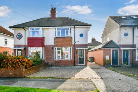 2 bedroom semi-detached house for sale, Woodside Avenue, York, YO31