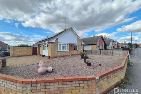 2 bedroom detached bungalow for sale, Churchfield Way, Peterborough PE7