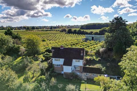 5 bedroom detached house for sale, Well Street, Loose, Maidstone