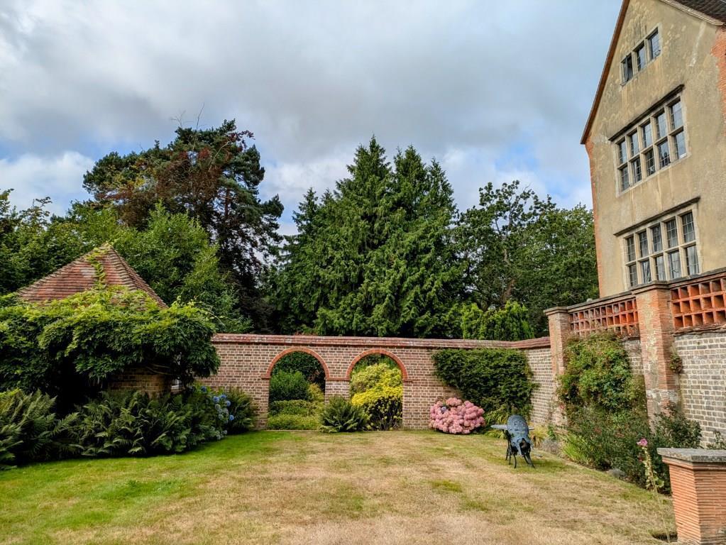 Communal garden 2.jpg