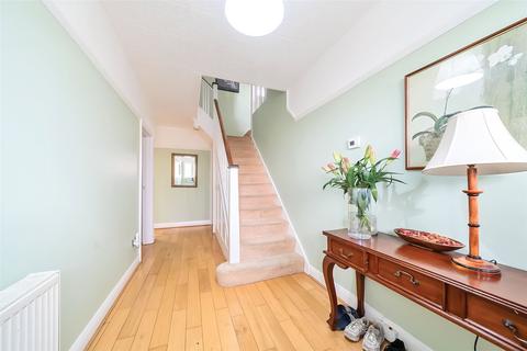 4 bedroom semi-detached house for sale, Hillcote Avenue, London SW16