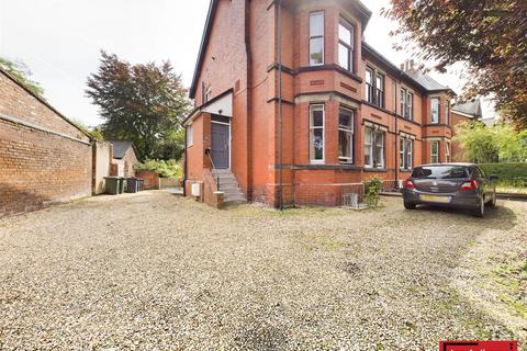 2 bedroom flat for sale, Knowsley Road, Ormskirk, L39 4RB